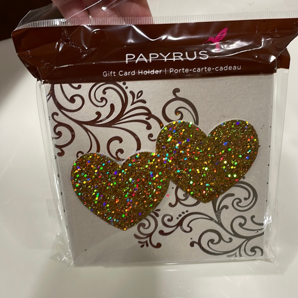 ✨5/$10✨ gift card holder